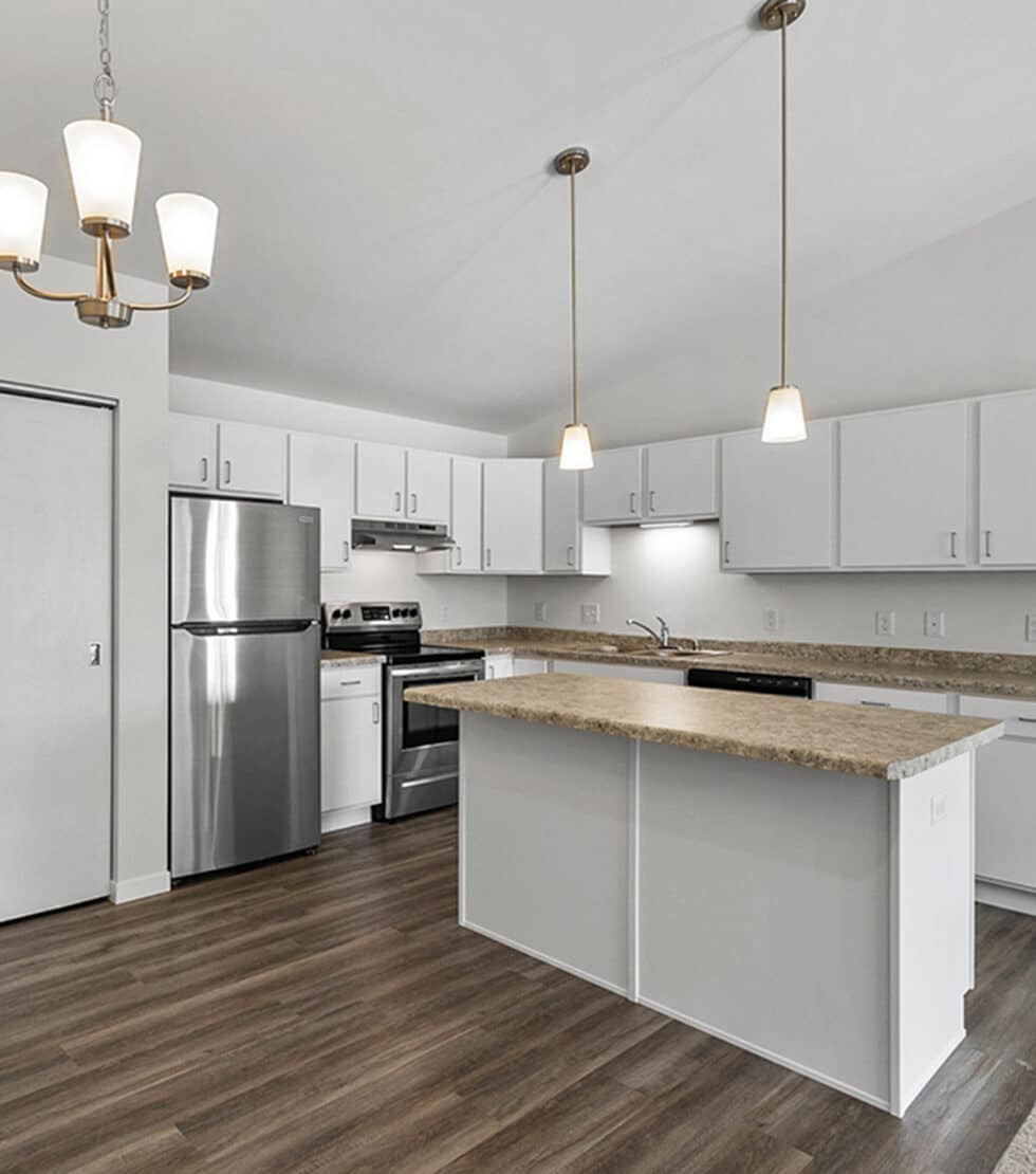 Pine Creek Apartments Holtz & Associates Management Lake Delton